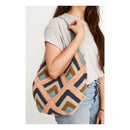 Lion Brand Free Pattern - Color Theory - Bermuda Tote