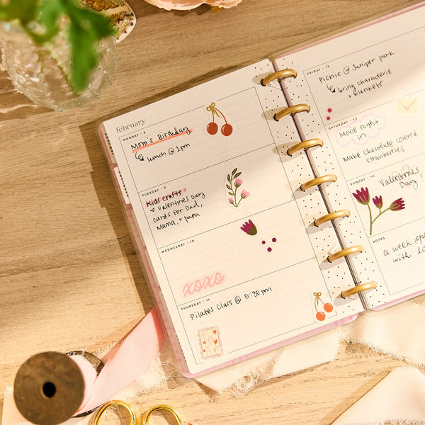 Me & My Big Ideas - 2026–2027 Floral Embrace Customizable Planner Mini Horizontal Layout - 12 Months