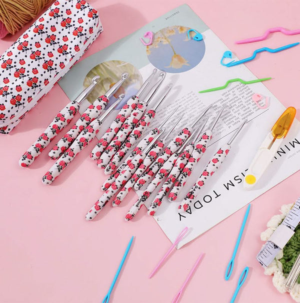 Poppy Crafts Crochet Hook Set - Roses