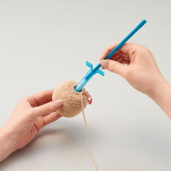 Clover Small Stuffing Tool - Small Blue