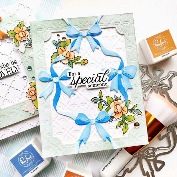 Pinkfresh Studio Stamp Set - Petal Poise