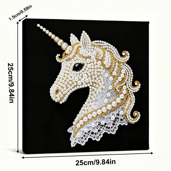 Decorative unicorn head with pearls and gold accents on a black background, with measurements indicated.