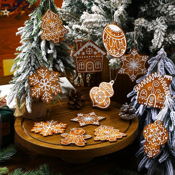 Poppy Crafts Wooden Ornaments Set - Christmas Collection - Gingerbread Cookies