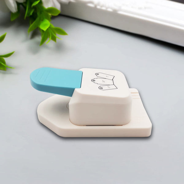 Poppy Crafts 3-in-1 Tag Punch - Rounded Tag