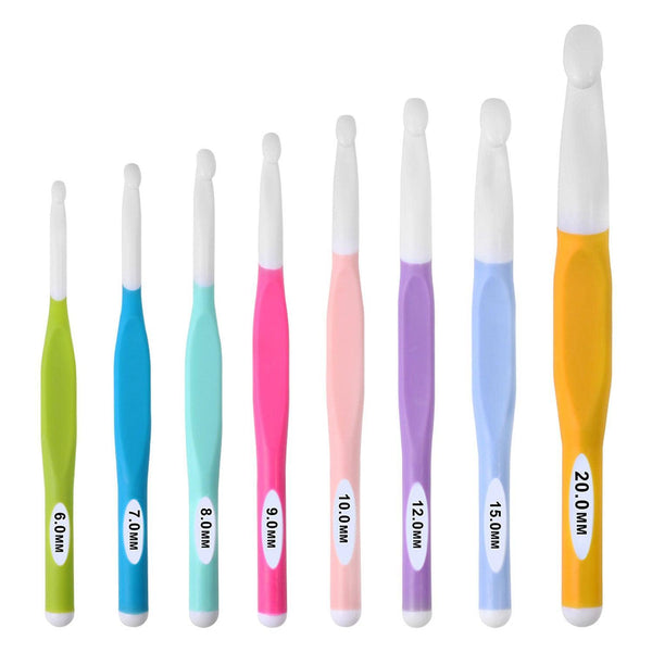 Universal Crafts Large Crochet Hook Set 8 Pack