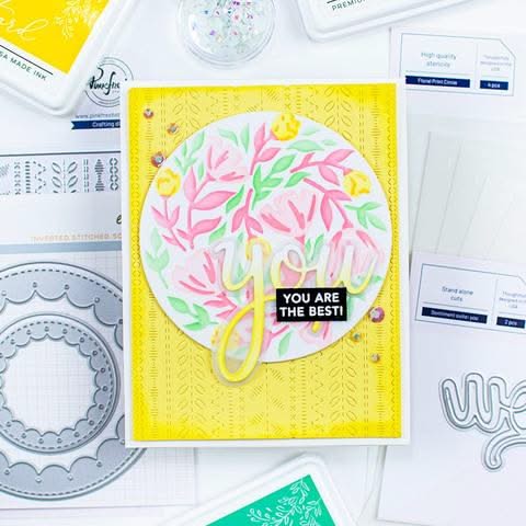 Pinkfresh Studio Stencils A2 5 pack - Floral Print Circle*