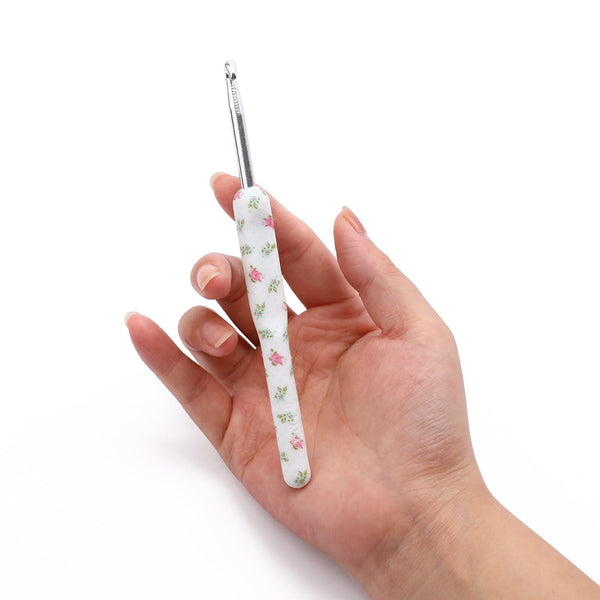 Universal Crafts Crochet Hook Set - Delicate Flower 8pk